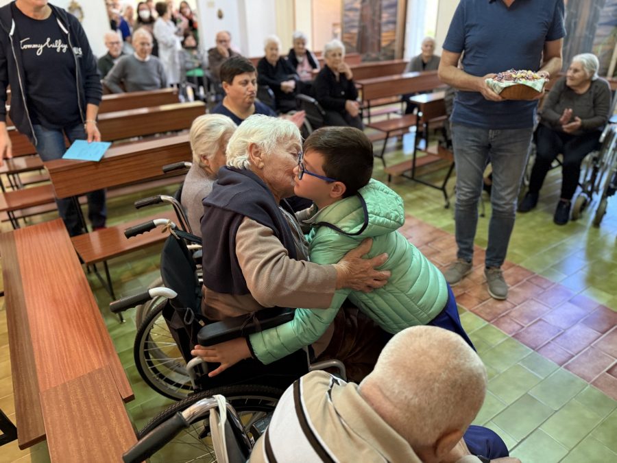 Savignano Irpino – Buona festa, cari nonni!